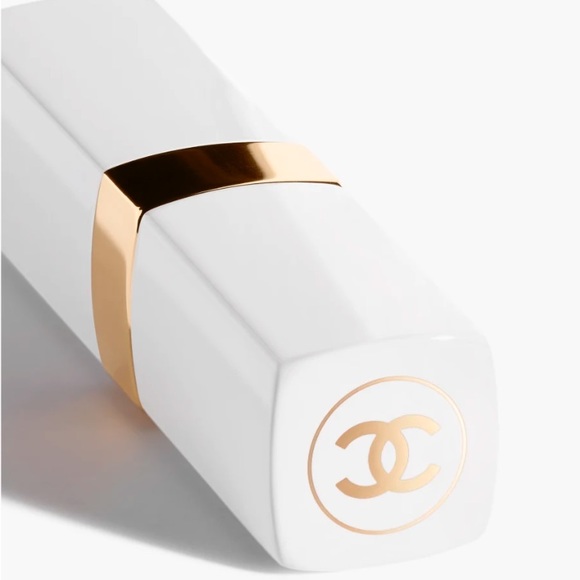 Chanel hydrating nourish lip balm - Picture 3 of 3